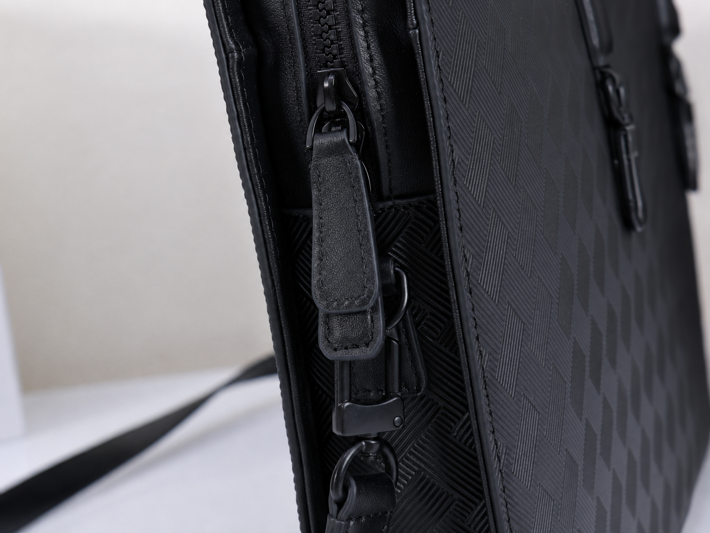 Men's Top-Handle Bags Luxury D - Briefcase Leather Slim recension och pris