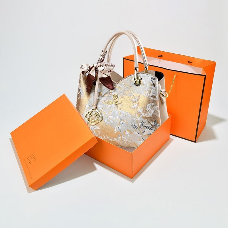 Holiday Gift Light Luxury Nati - Luxury Bags Level recension och pris