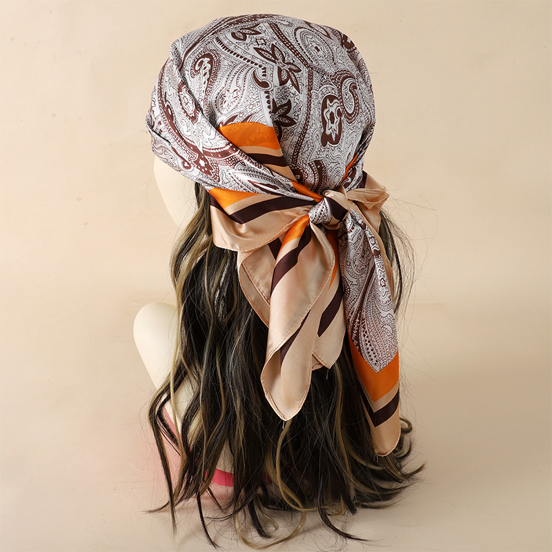 Luxury Women Silk Square Scarf - Luxury Bags Duffle recension och pris